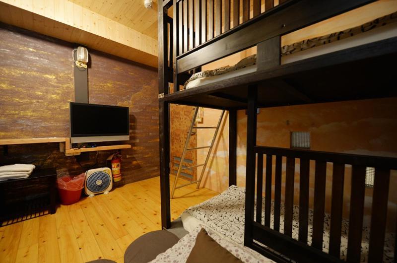 Bed and Breakfast Sha Feng Lu Dian Magong Exterior foto